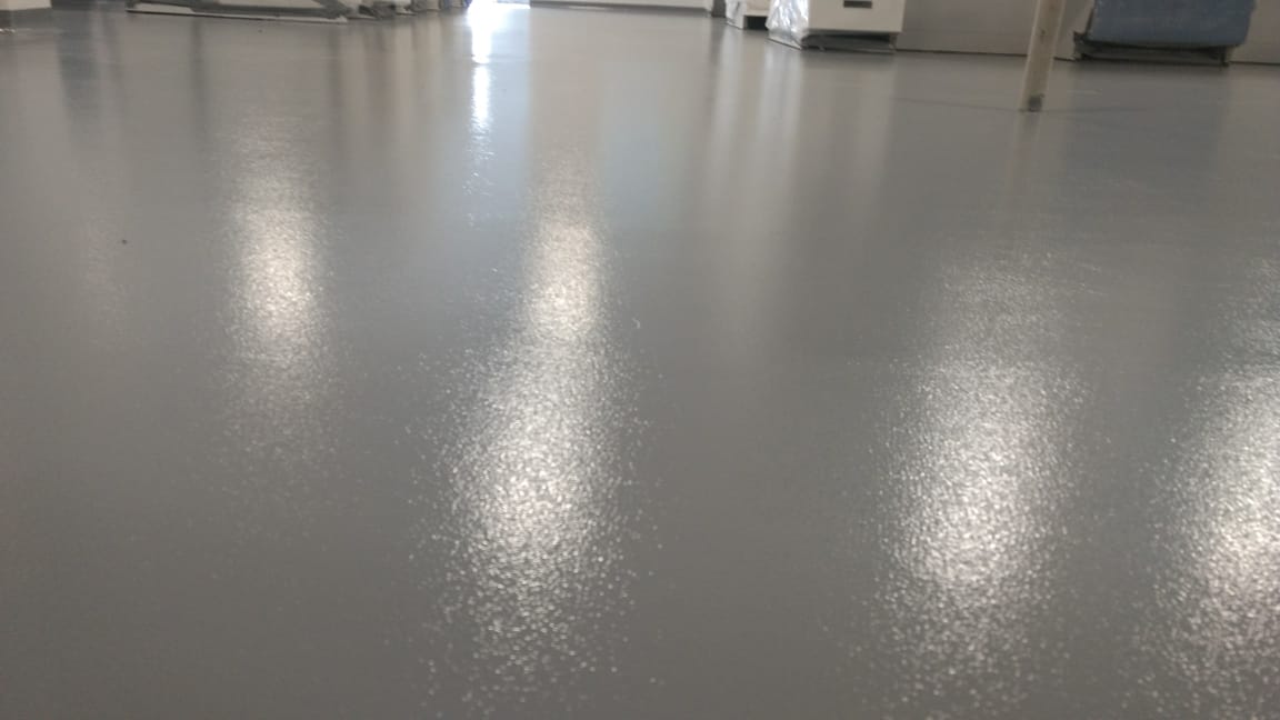 Piso de Mortero Epóxico Acabado Autonivelante