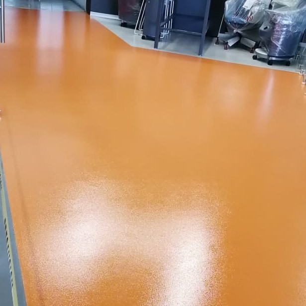 Piso de Mortero Epóxico Acabado Autonivelante
