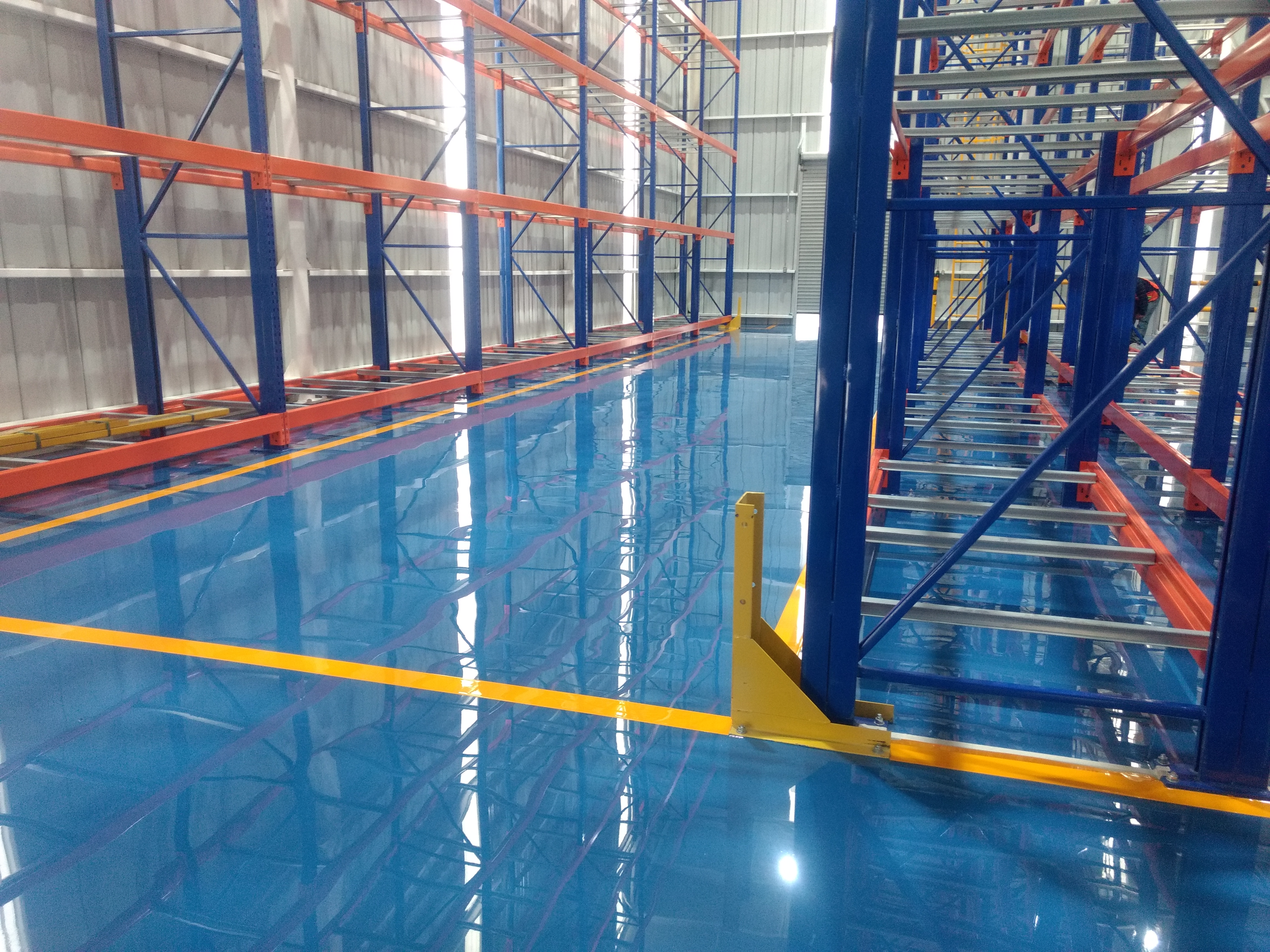 Piso de Mortero Epóxico Acabado Autonivelante